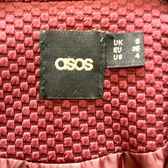 ASOS textured burgundy blazer - Picture 2 of 3